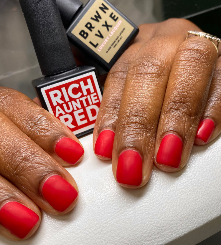 Rich Auntie Red Gel Lacquer